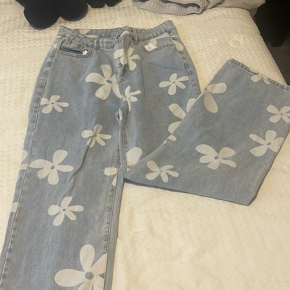 Flower print jeans